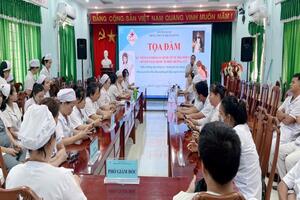 HÌNH ẢNH CÁC HOẠT ĐỘNG BUỔI TỌA ĐÀM NHÂN NGÀY  ĐIỀU DƯỠNG - HỘ SINH THẾ GIỚI CỦA TRUNG TÂM Y TẾ THỊ XÃ AYUNPA NĂM 2025