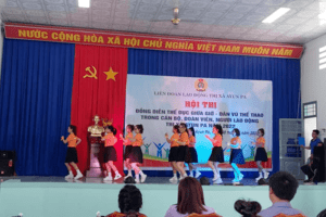 Trung tâm Y tế thị xã Ayun Pa tham gia Hội thi Dân vũ